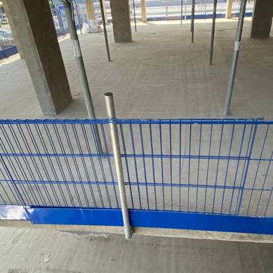 Edge meshguard barriers