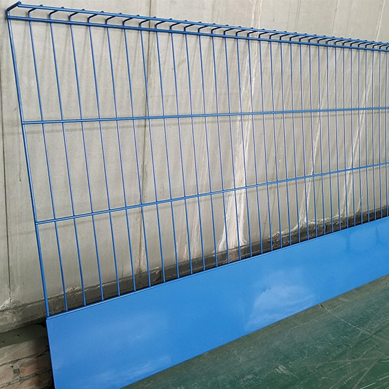 Edge meshguard barriers